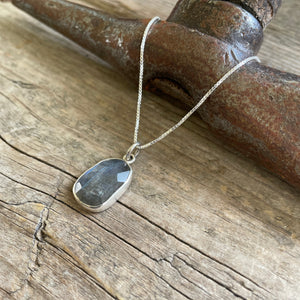 Labradorite Gemstone Charm Necklace I, ready-to-ship