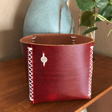 Leather Cache Pot, Tasman—Marble Red